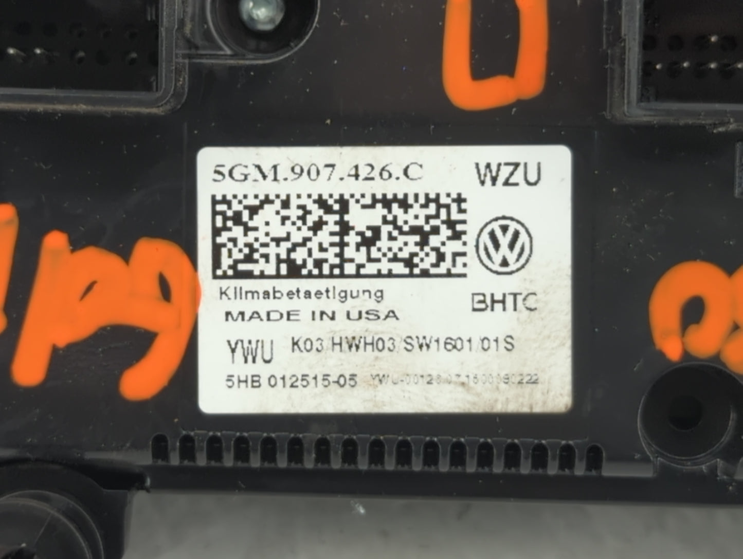 2017 Volkswagen Golf Climate Control Module Temperature AC/Heater Replacement P/N:5HB 012515-05 Fits OEM Used Auto Parts - O