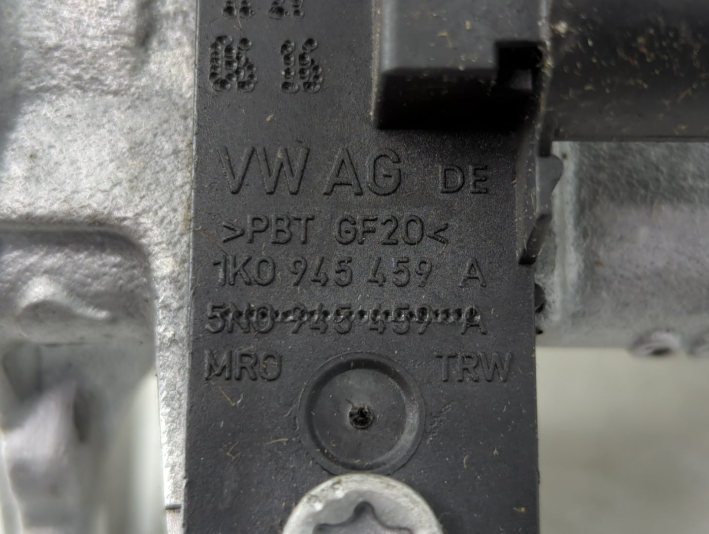 2015-2019 Volkswagen Golf Brake Master Cylinder 626129 - Oemusedautoparts1.com
