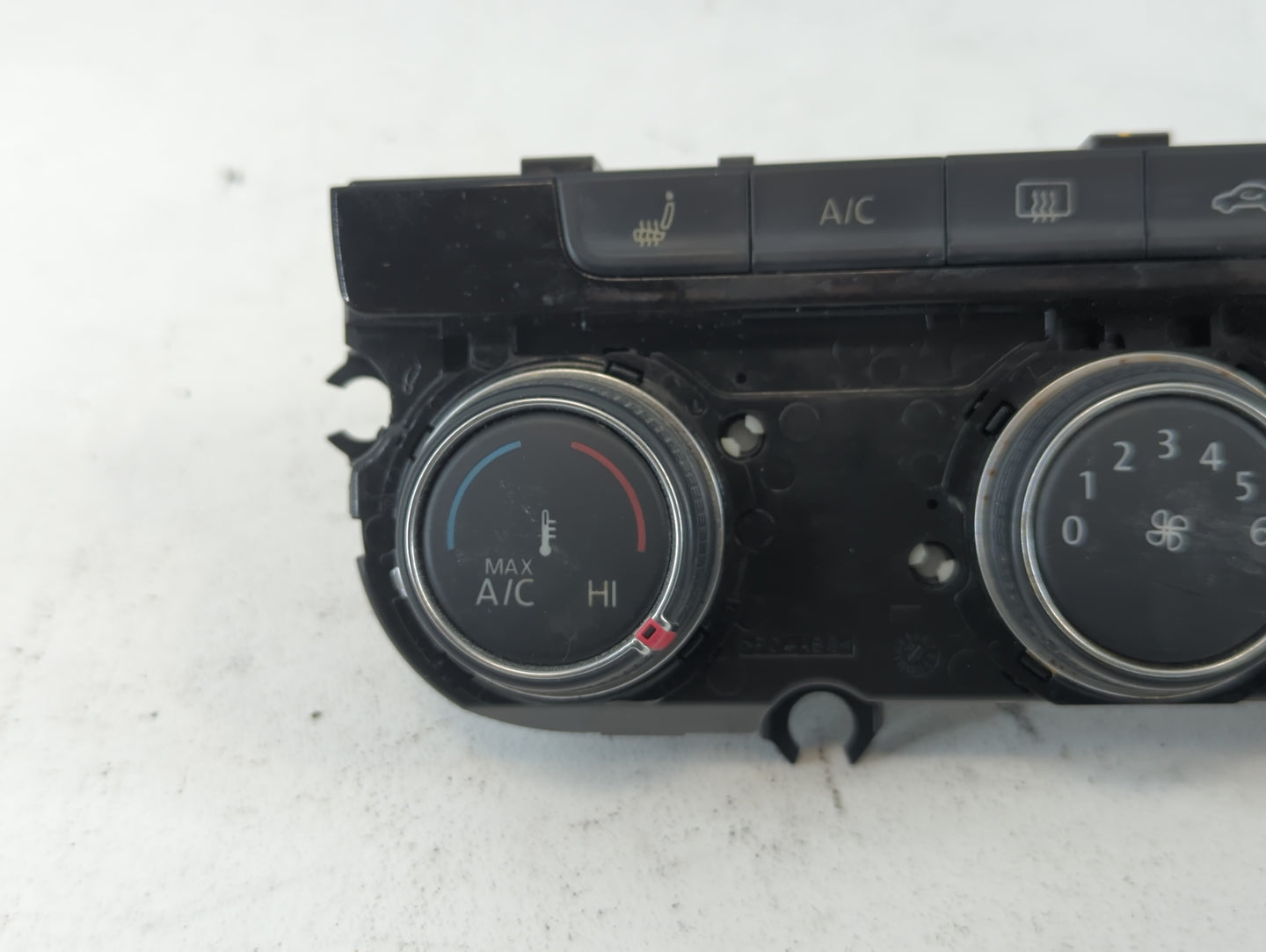 2017 Volkswagen Golf Climate Control Module Temperature AC/Heater Replacement P/N:5GM907426E Fits OEM Used Auto Parts - Oemu
