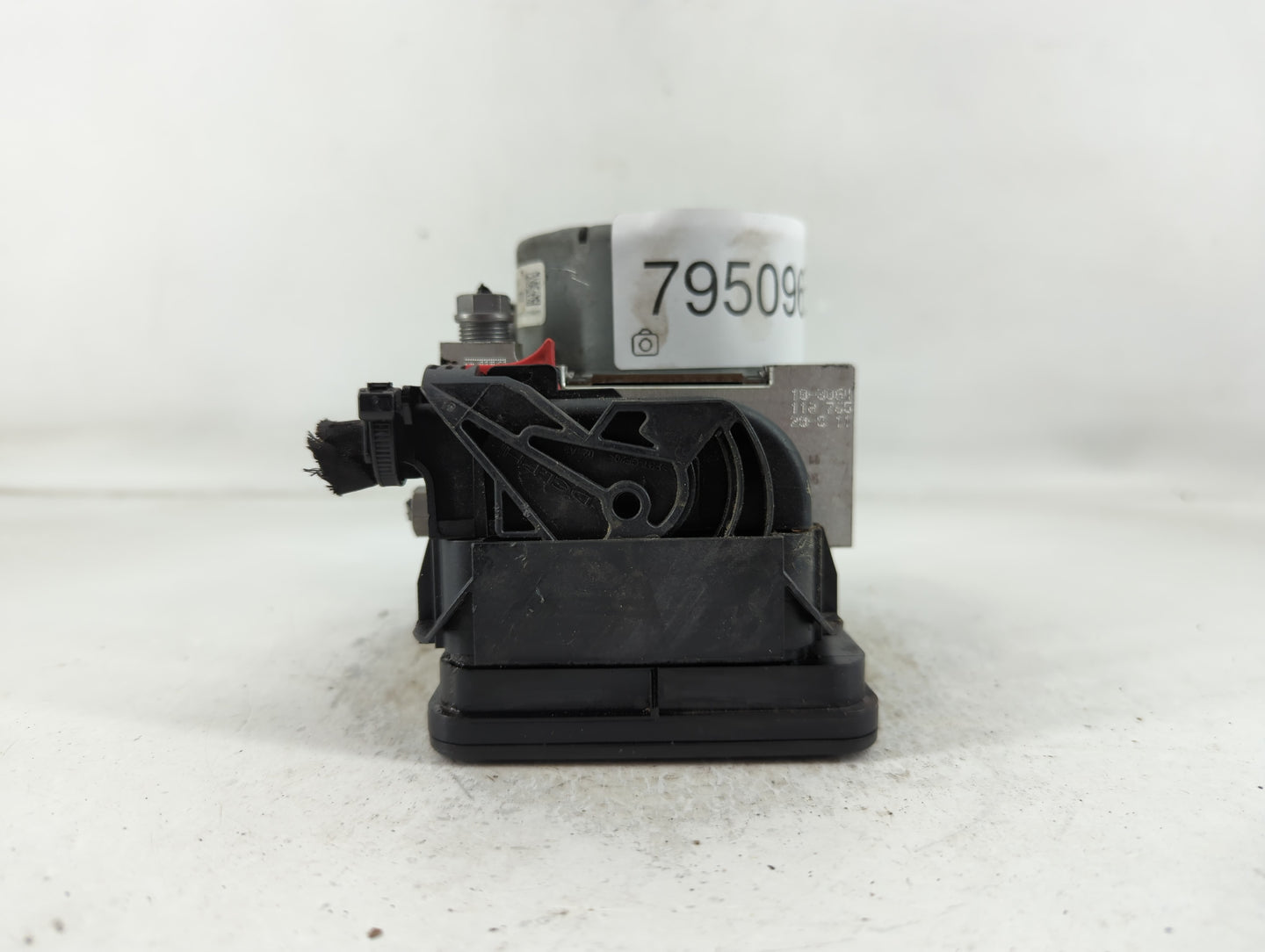 2015-2016 Volkswagen Golf ABS Pump Control Module Replacement P/N:5Q0 614 517 AF Fits Fits 2015 2016 2017 OEM Used Auto Part