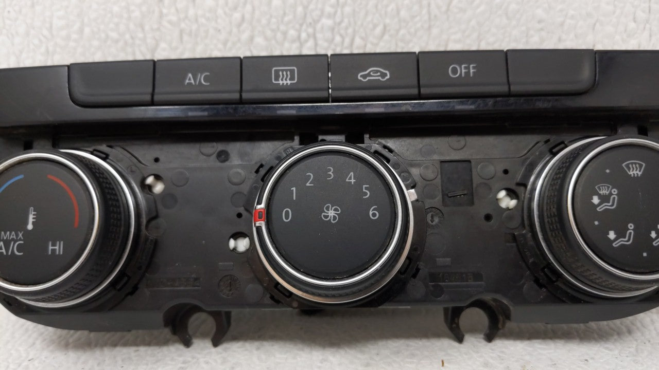 2017 Volkswagen Golf Climate Control Module Temperature AC/Heater Replacement P/N:5GM907426E 5GM907426 Fits OEM Used Auto Pa
