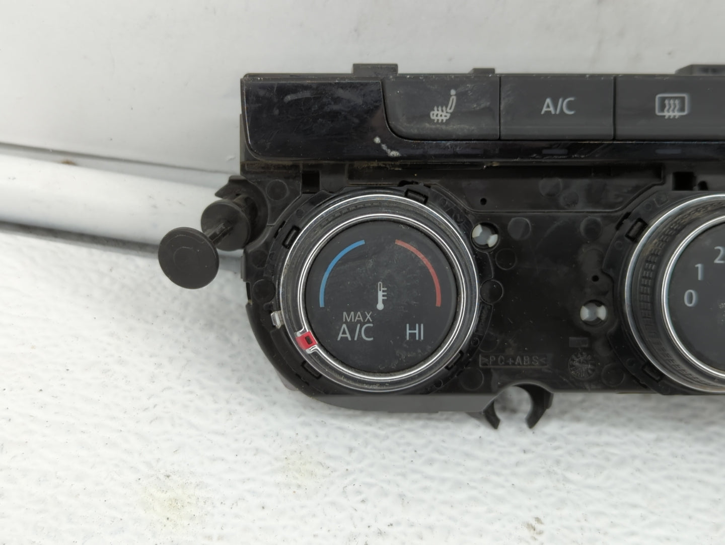 2017 Volkswagen Golf Climate Control Module Temperature AC/Heater Replacement P/N:5GM907426E 5GM907426 Fits OEM Used Auto Pa