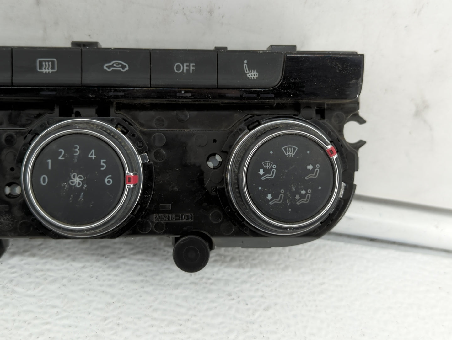 2017 Volkswagen Golf Climate Control Module Temperature AC/Heater Replacement P/N:5GM907426E 5GM907426 Fits OEM Used Auto Pa