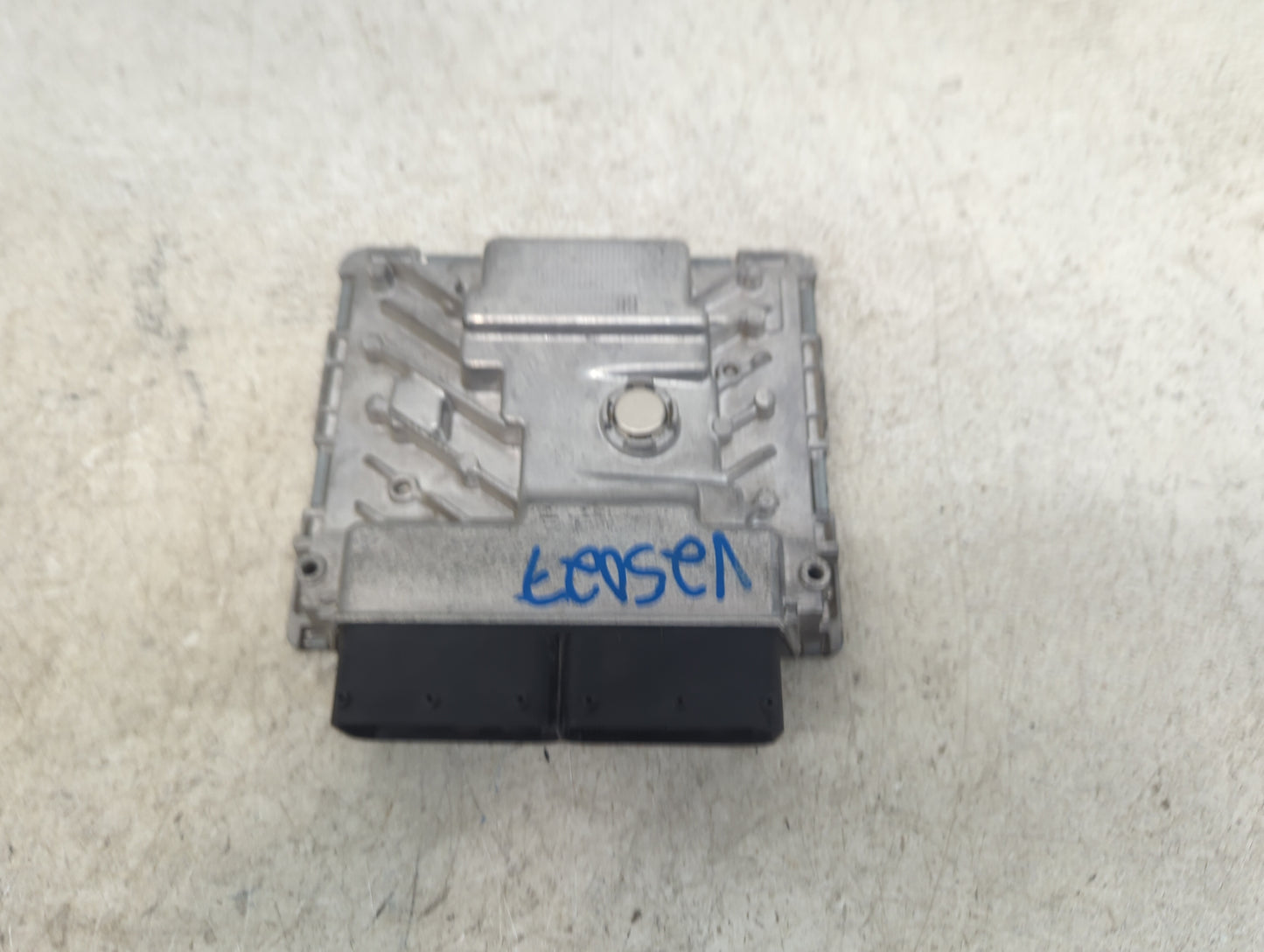 2017 Volkswagen Golf Gti PCM Engine Control Computer ECU ECM PCU OEM P/N:06K907425B A2C82562000AABI01 Fits Fits 2015 2016 OE