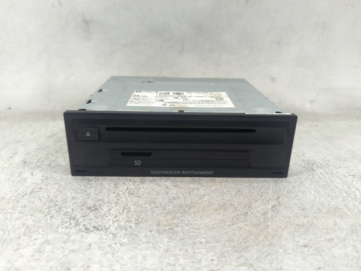 2017 Volkswagen Golf Gti Radio AM FM Cd Player Receiver Replacement P/N:3Q0035844A 28549604 Fits Fits 2016 OEM Used Auto Par