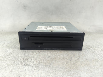 compare product 2017 Volkswagen Golf Gti Radio AM FM Cd Player Receiver Replacement P/N:3Q0035844A 28549604 Fits Fits 2016 OEM Used Auto Parts