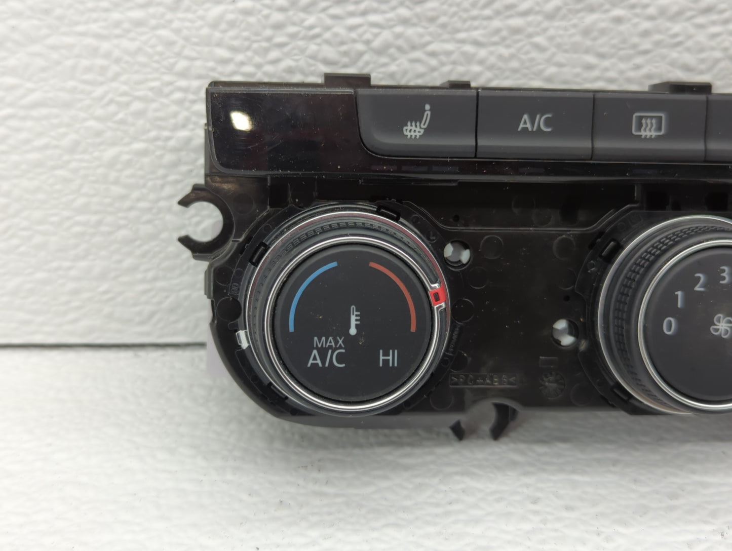 2017 Volkswagen Golf Sportwagen Climate Control Module Temperature AC/Heater Replacement P/N:5HB 012515-05 5GM907426E Fits O