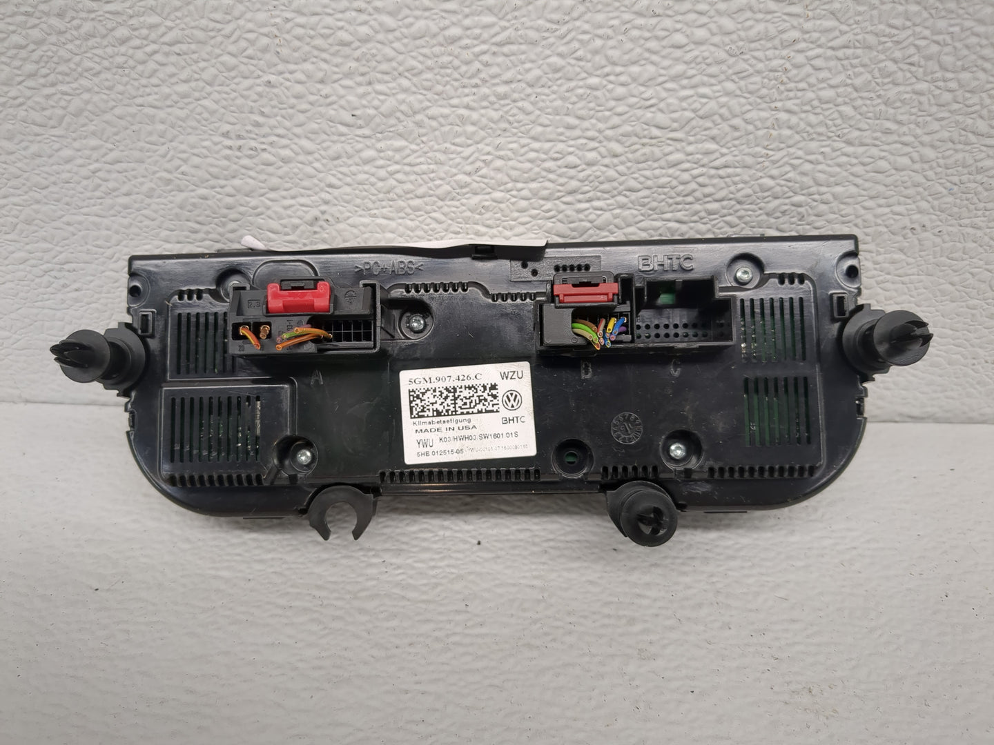 2017 Volkswagen Gti Climate Control Module Temperature AC/Heater Replacement P/N:256095 Fits OEM Used Auto Parts - Oemusedau