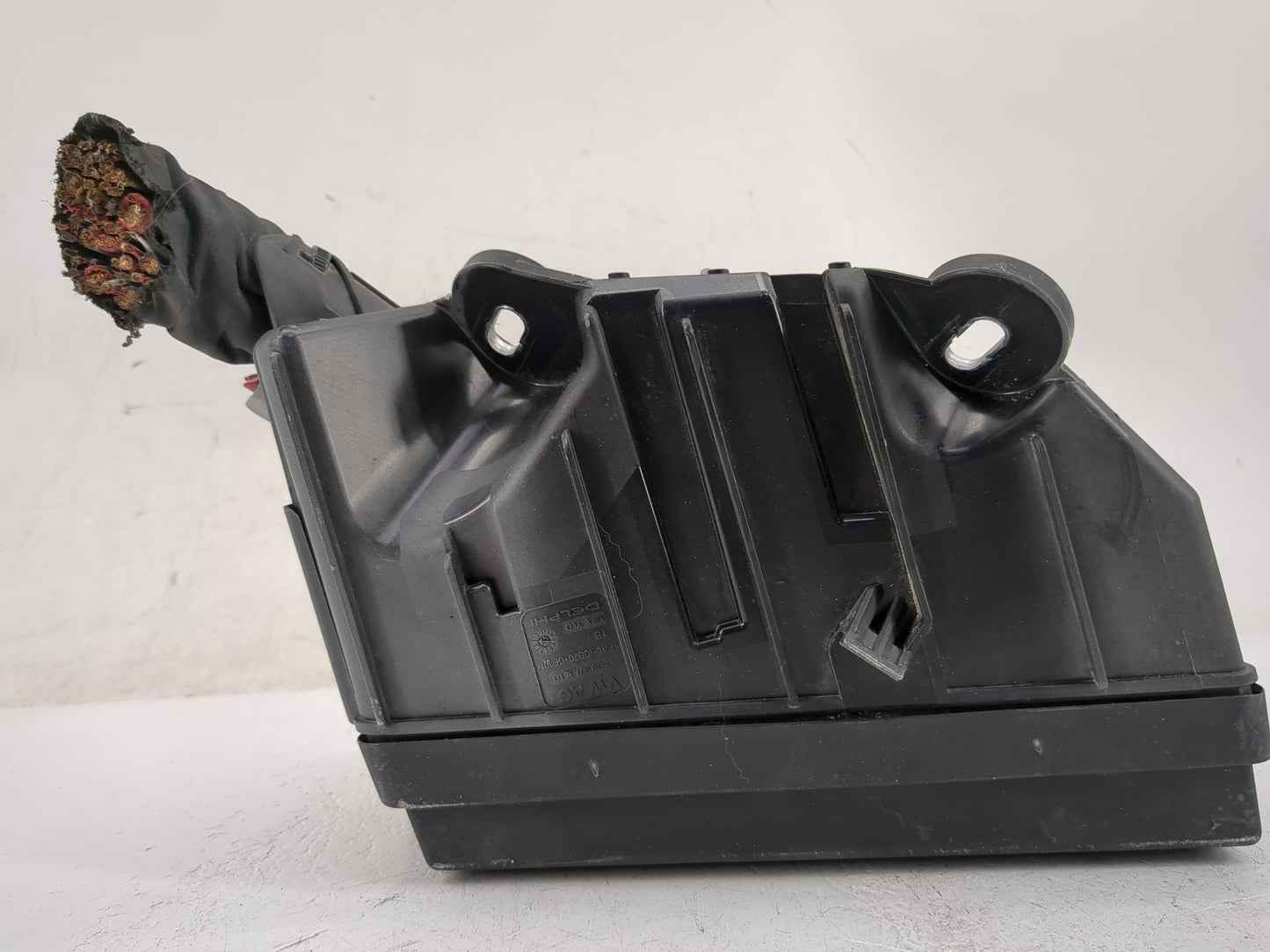 2015-2019 Volkswagen Gti Fusebox Fuse Box Panel Relay Module Fits Fits 2015 2016 2017 2018 2019 2020 2021 2022 OEM Used Auto