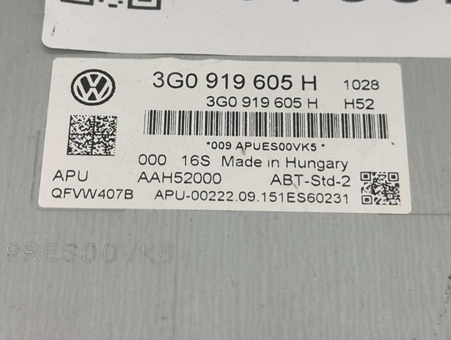 2016-2017 Volkswagen Gti Information Display Screen - Oemusedautoparts1.com