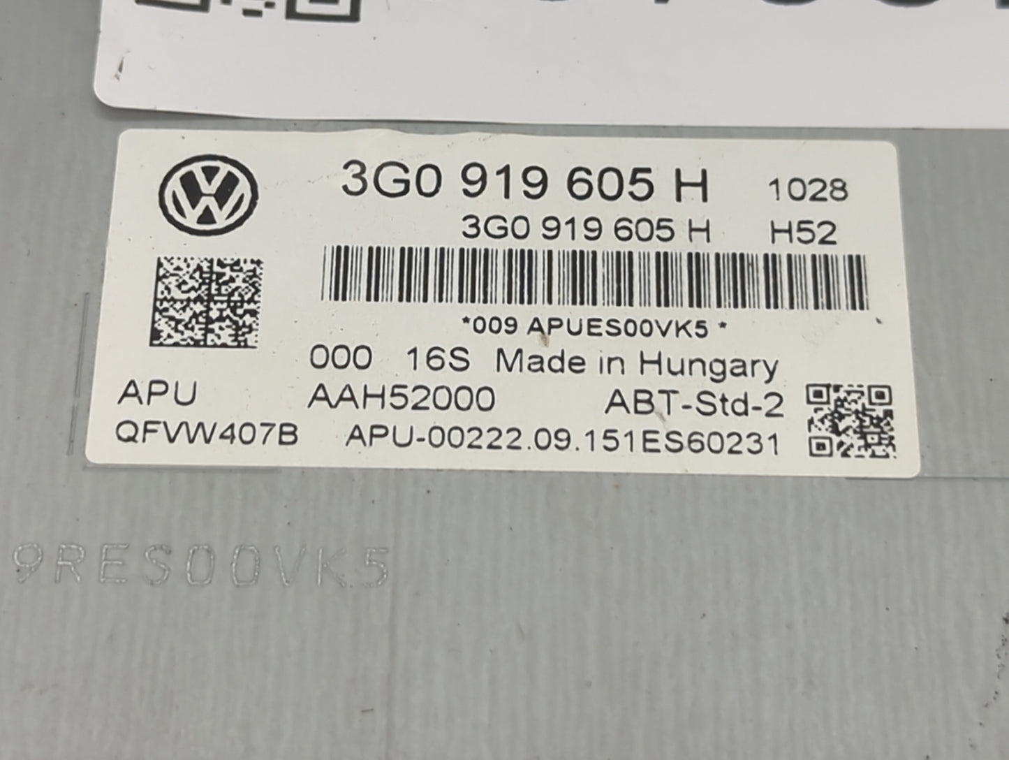2016-2017 Volkswagen Gti Information Display Screen - Oemusedautoparts1.com