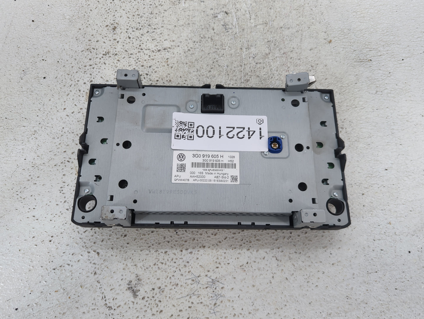 2016-2017 Volkswagen Gti Information Display Screen - Oemusedautoparts1.com