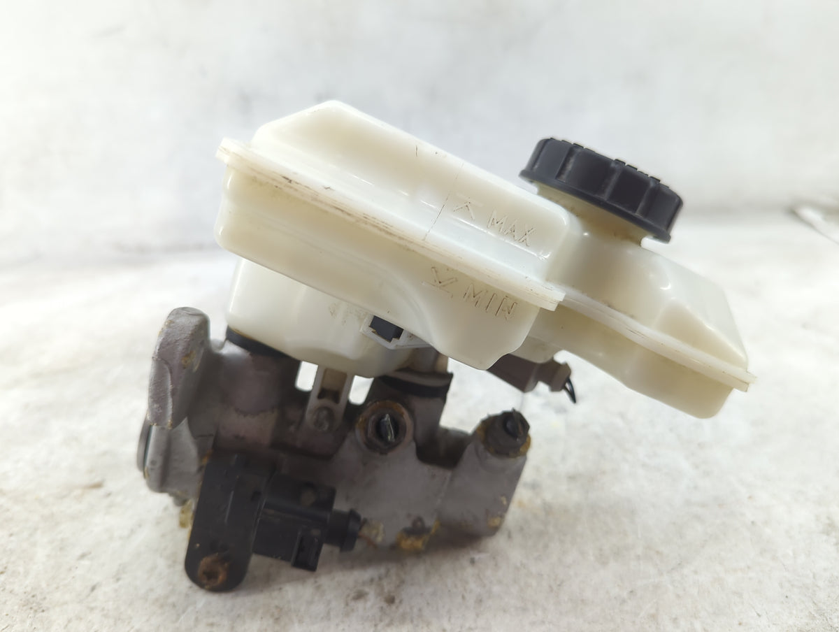 2015-2019 Volkswagen Gti Brake Master Cylinder 1515641 - Oemusedautoparts1.com