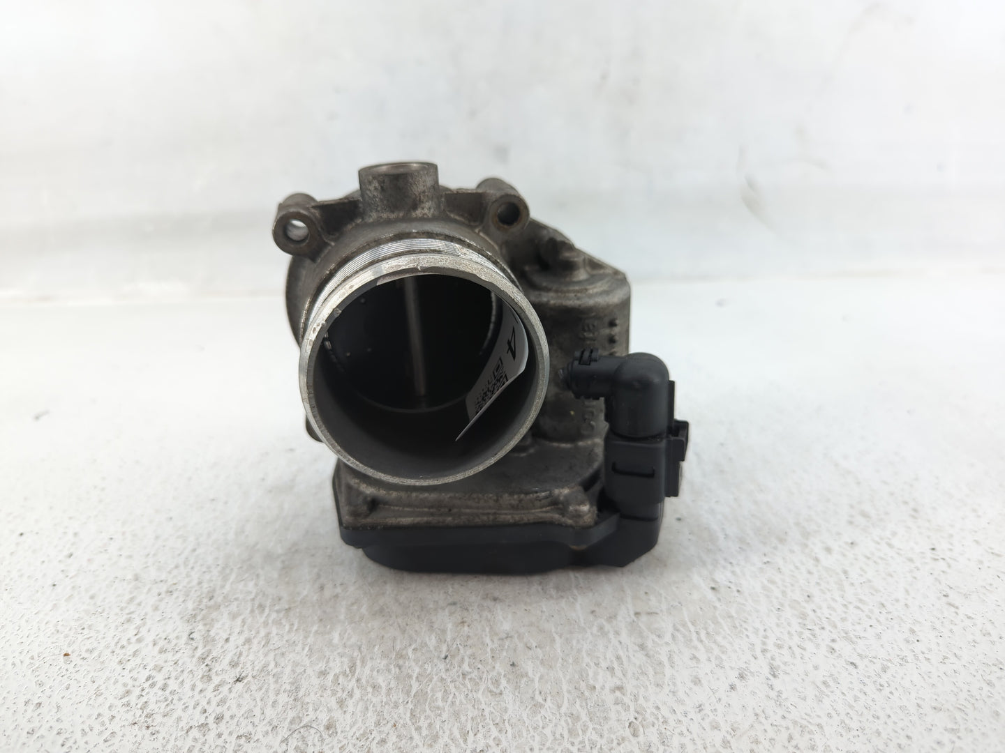 2006-2019 Volkswagen Gti Throttle Body P/N:06F 133 062 T Fits OEM Used Auto Parts - Oemusedautoparts1.com