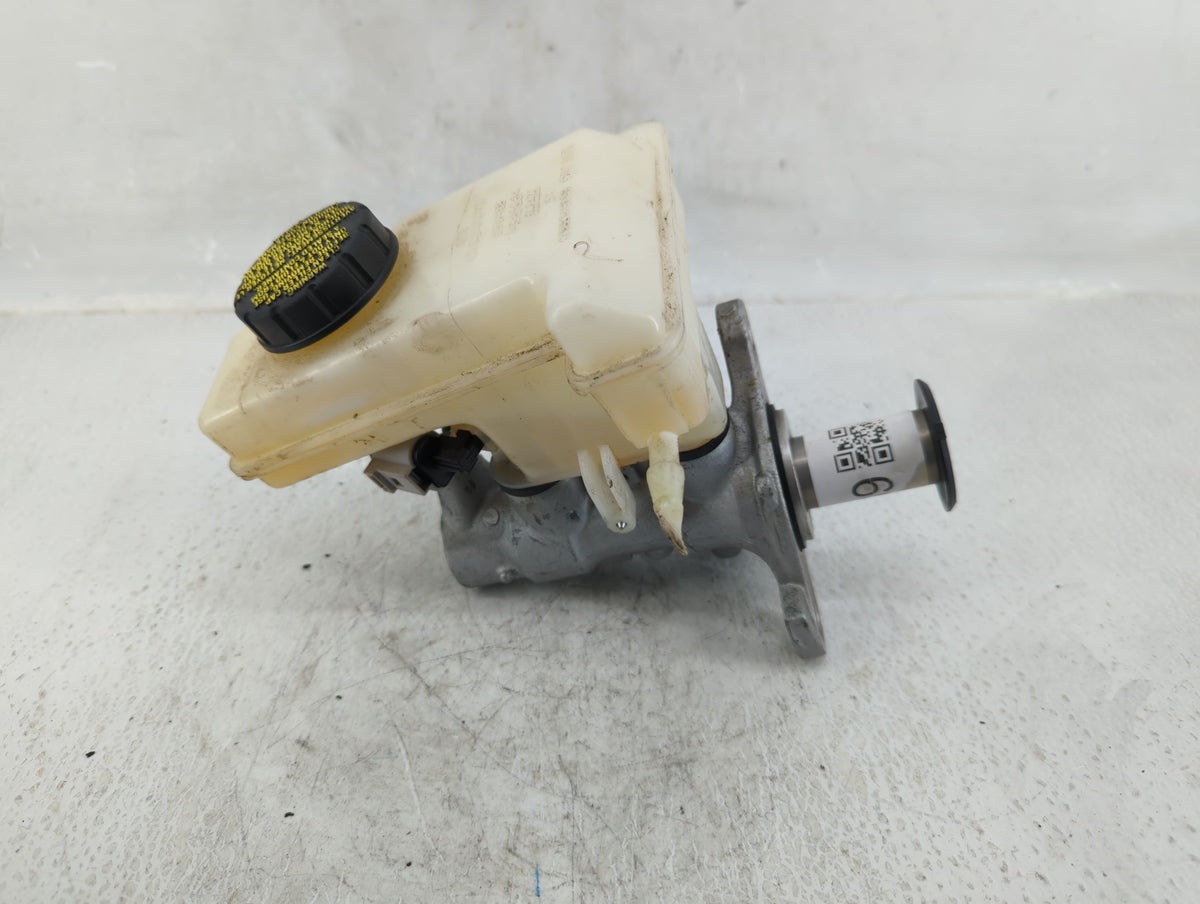 2015-2019 Volkswagen Gti Brake Master Cylinder 609289 - Oemusedautoparts1.com