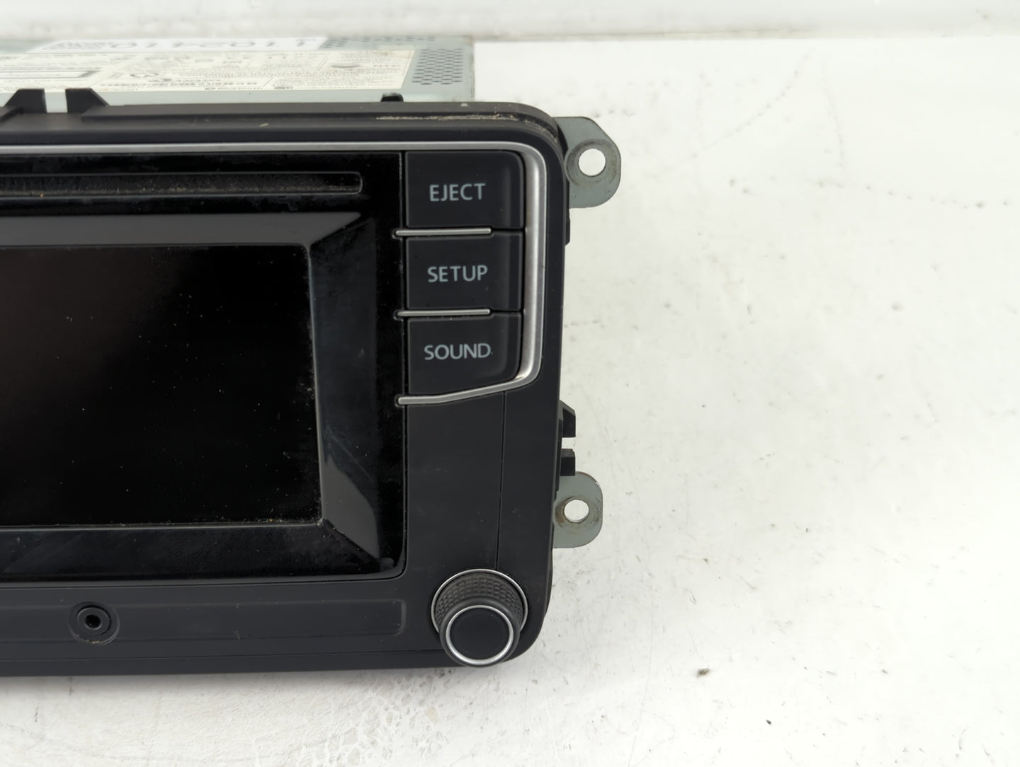 2017 Volkswagen Jetta Radio AM FM Cd Player Receiver Replacement P/N:561 035 150 A Fits OEM Used Auto Parts - Oemusedautopar