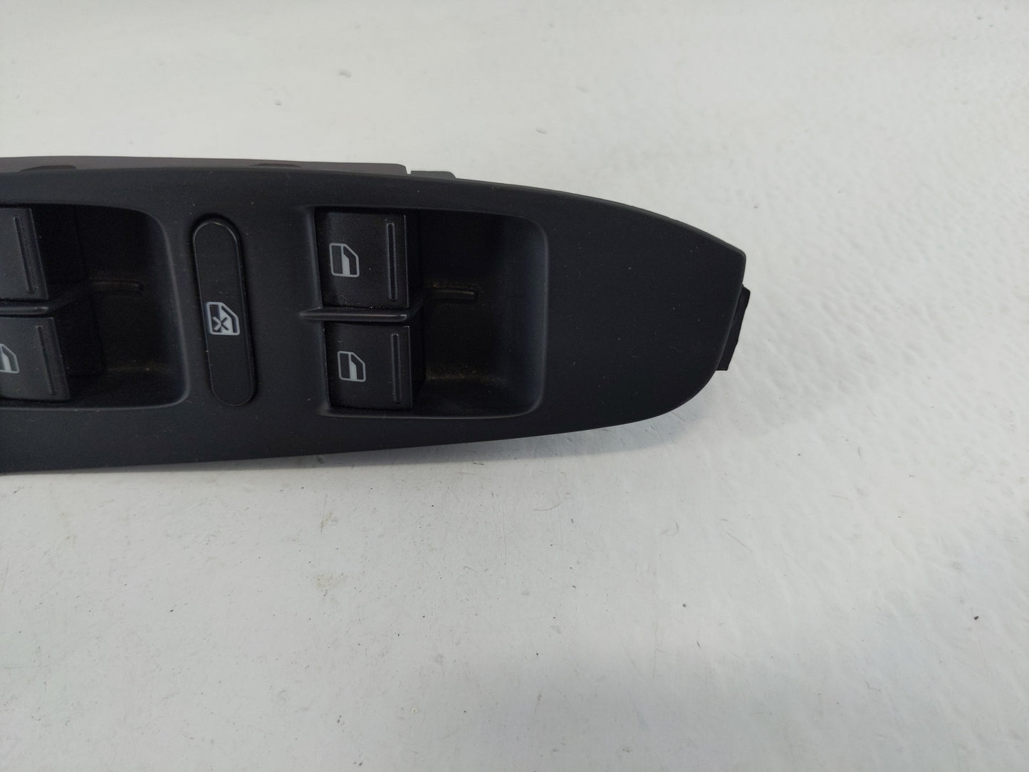 2005-2018 Volkswagen Jetta Master Power Window Switch Replacement Driver Side Left P/N:1K4 959 857 C Fits OEM Used Auto Part