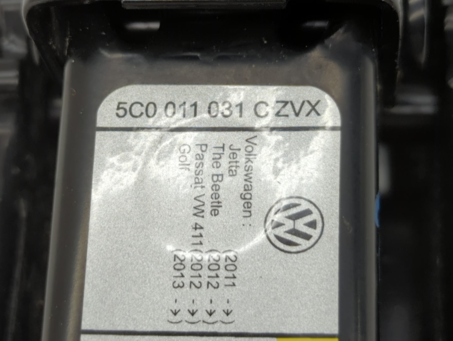 2017 Volkswagen Jetta Spare Scissor Car Jack - Oemusedautoparts1.com
