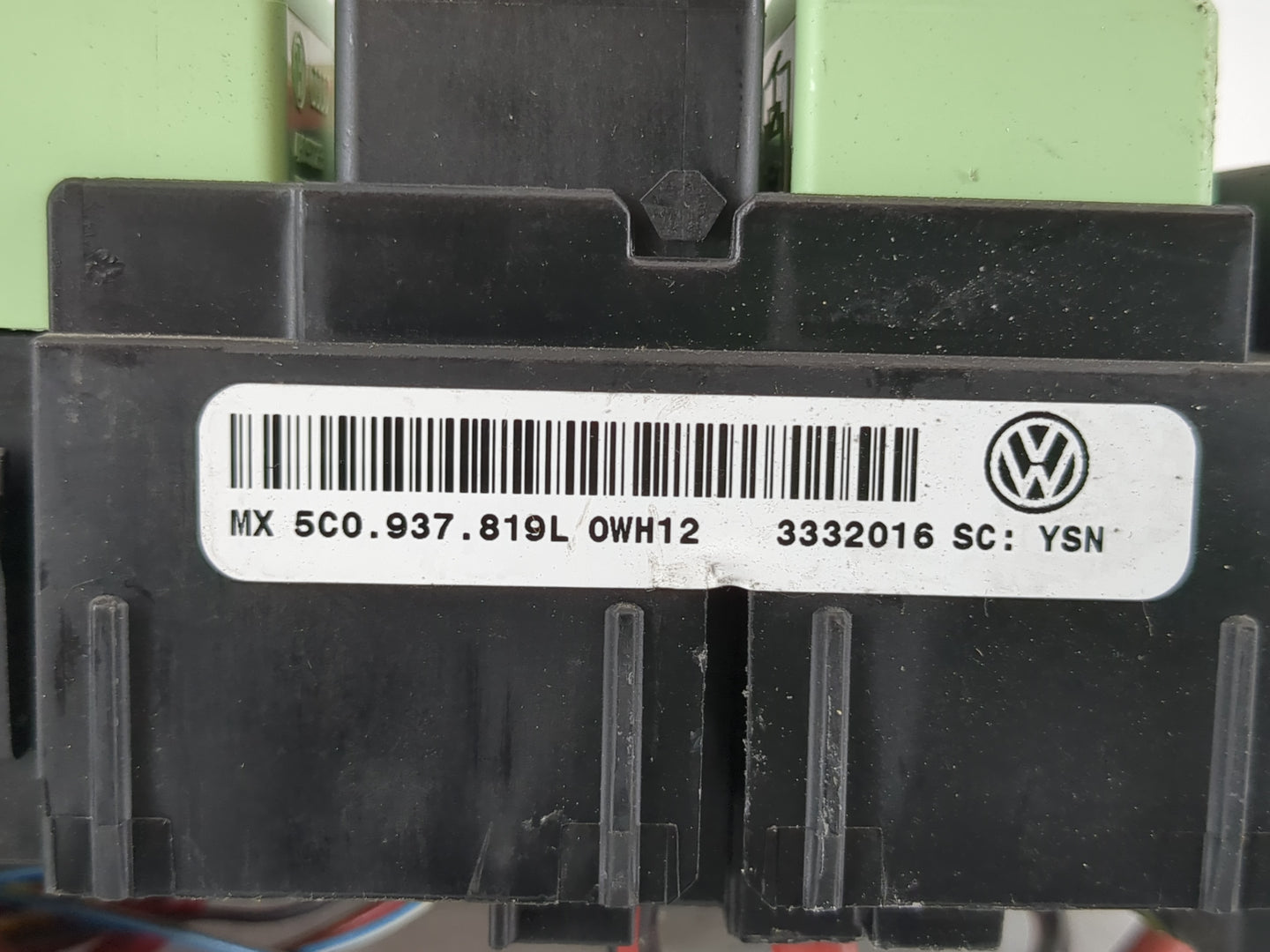 2015-2018 Volkswagen Jetta Fusebox Fuse Box Panel Relay Module P/N:5C0 937 819L Fits Fits 2015 2016 2017 2018 OEM Used Auto 