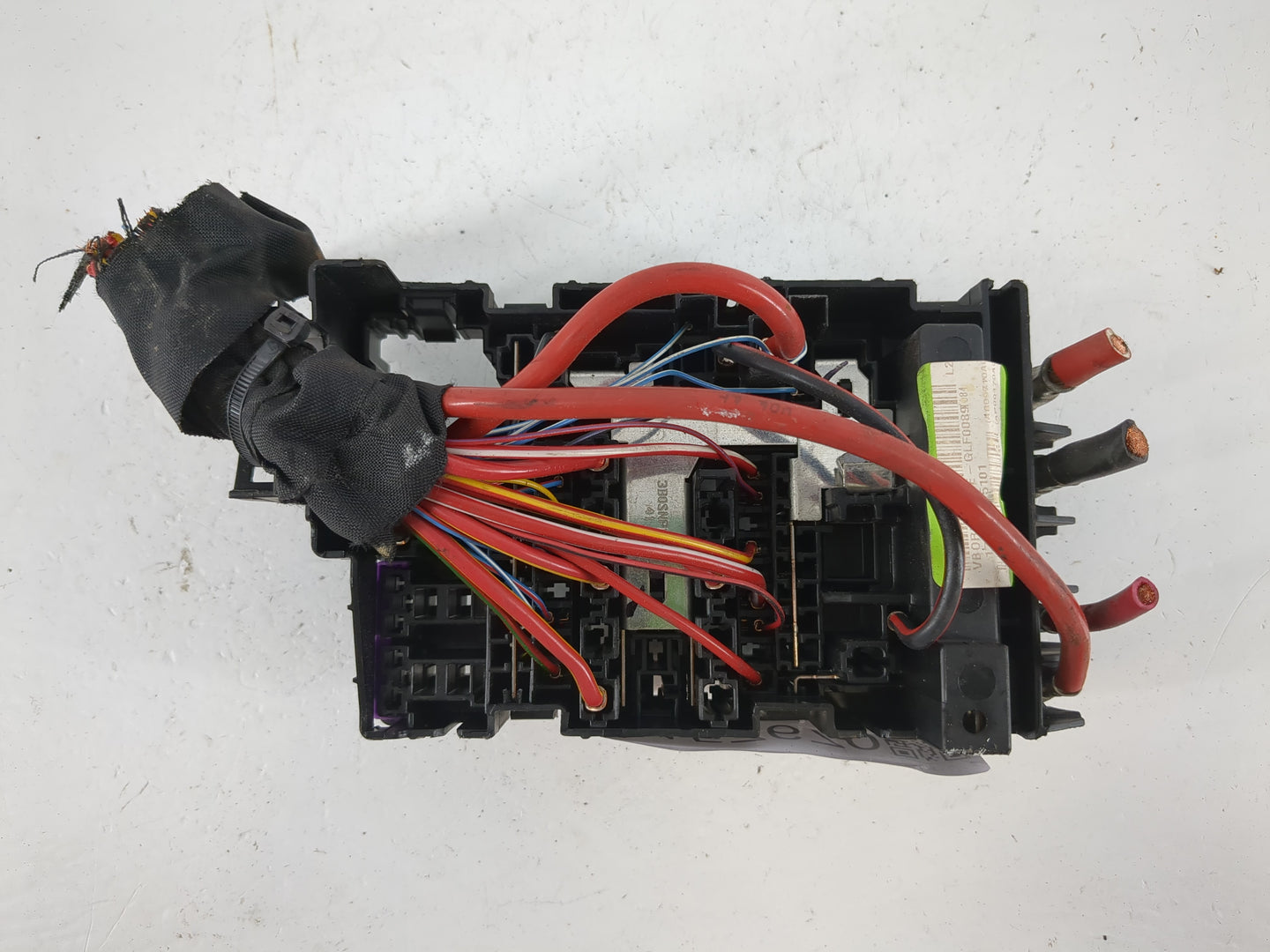 2015-2018 Volkswagen Jetta Fusebox Fuse Box Panel Relay Module P/N:5C0 937 819L Fits Fits 2015 2016 2017 2018 OEM Used Auto 