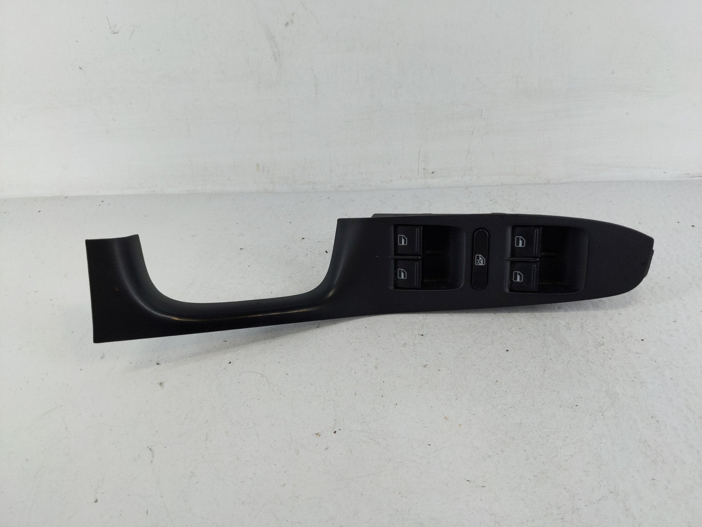 2017 Volkswagen Jetta Master Power Window Switch Replacement Driver Side Left P/N:1400130X Fits OEM Used Auto Parts - Oemuse