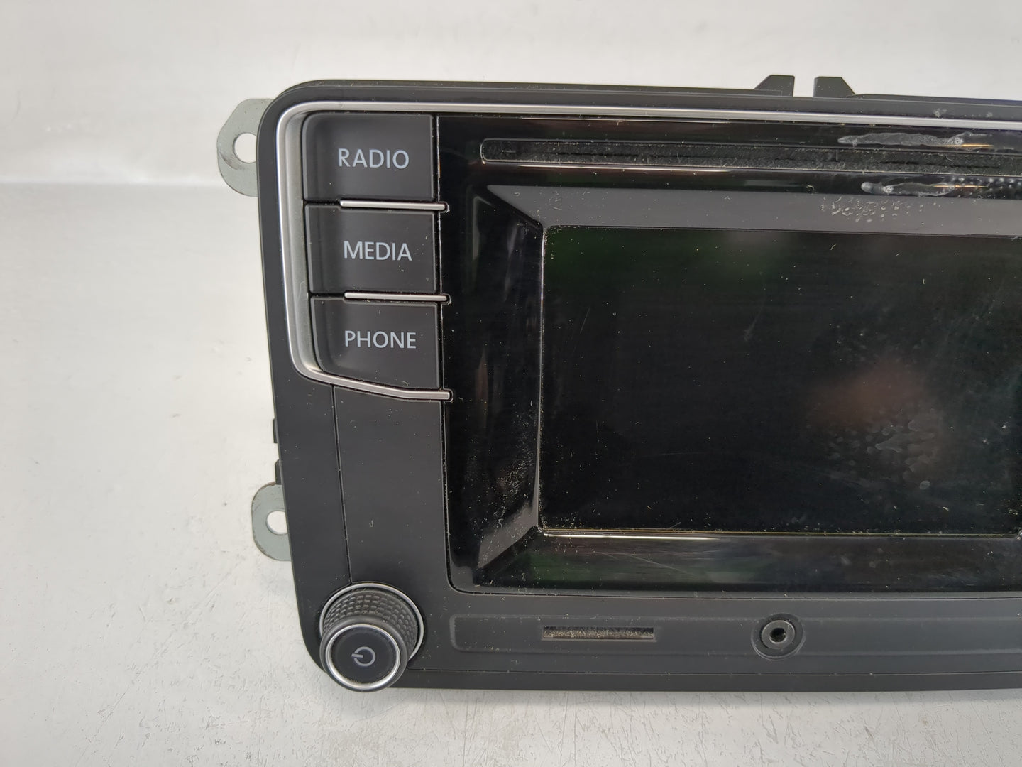 2017 Volkswagen Jetta Radio AM FM Cd Player Receiver Replacement P/N:561 035 150 A Fits OEM Used Auto Parts - Oemusedautopar
