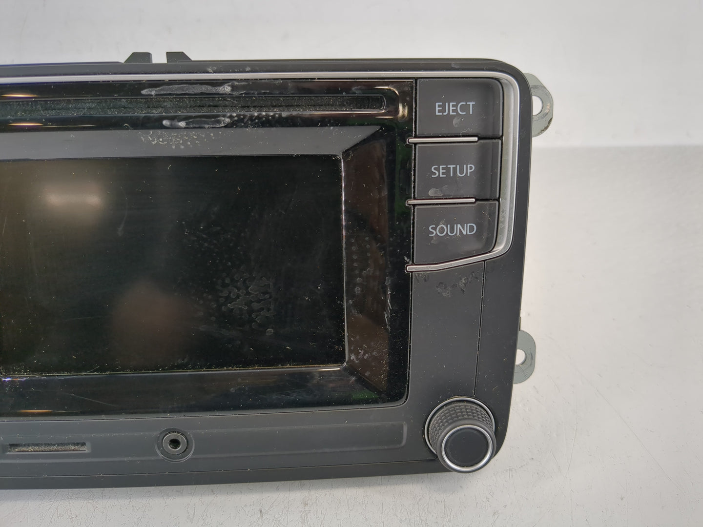 2017 Volkswagen Jetta Radio AM FM Cd Player Receiver Replacement P/N:561 035 150 A Fits OEM Used Auto Parts - Oemusedautopar