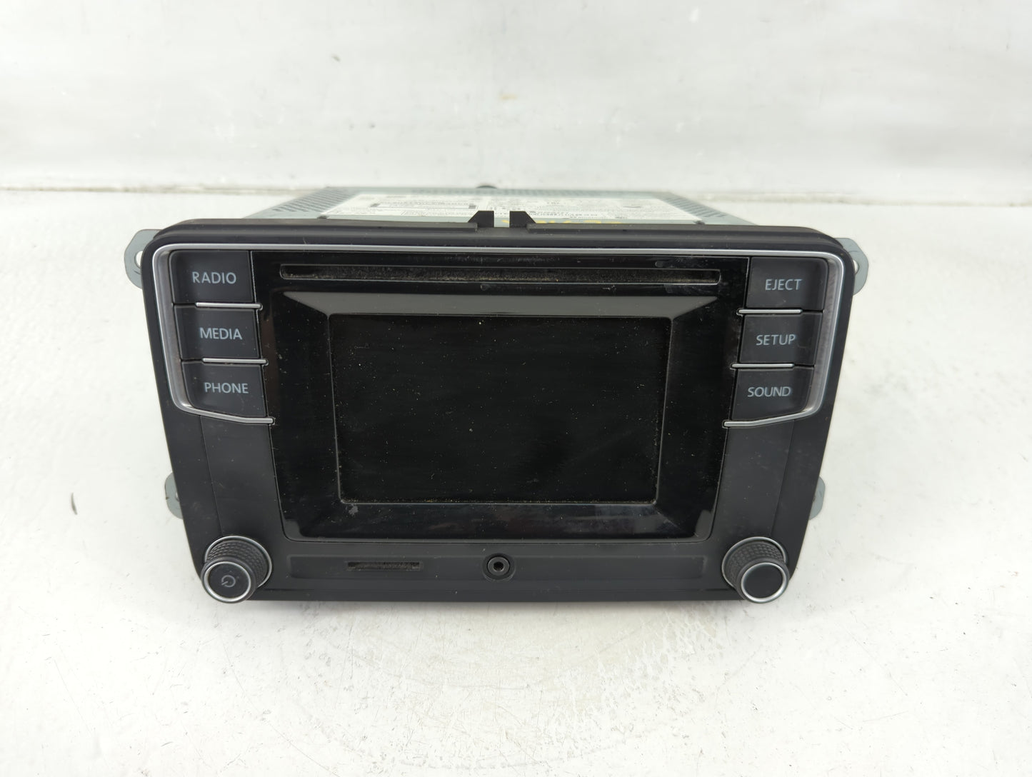 2017 Volkswagen Jetta Radio AM FM Cd Player Receiver Replacement P/N:561 035 150 A Fits OEM Used Auto Parts - Oemusedautopar