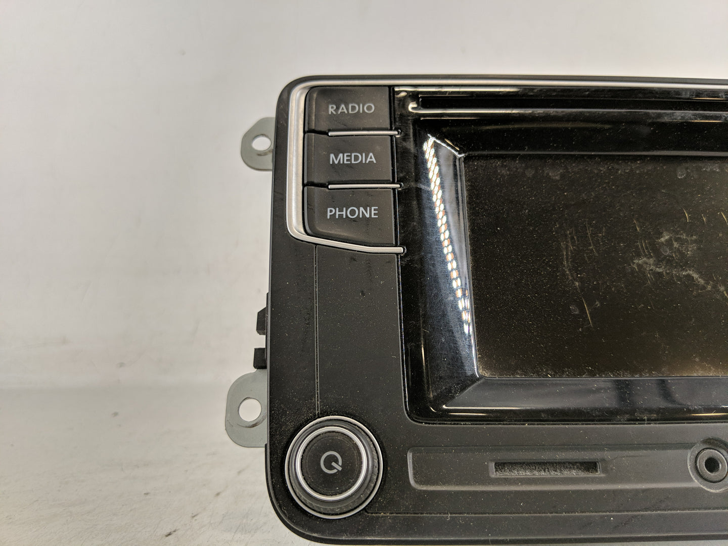2017 Volkswagen Jetta Radio AM FM Cd Player Receiver Replacement P/N:561 035 150 A Fits OEM Used Auto Parts - Oemusedautopar