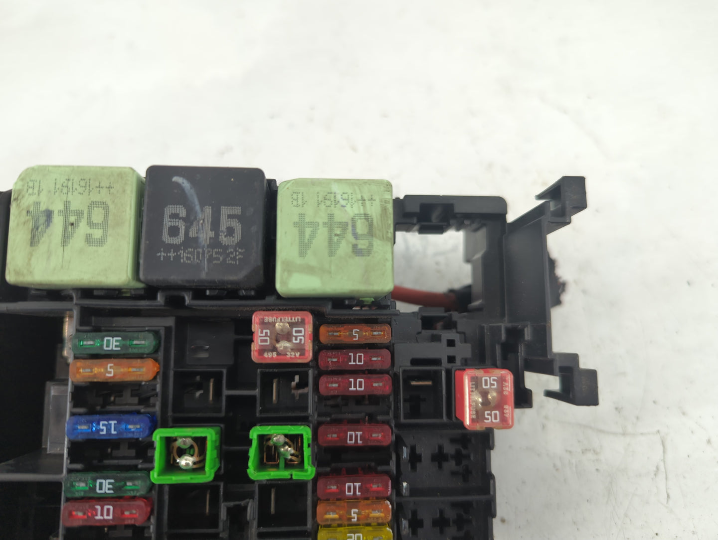 2015-2018 Volkswagen Jetta Fusebox Fuse Box Panel Relay Module P/N:5C0.937.819L Fits Fits 2015 2016 2017 2018 OEM Used Auto 