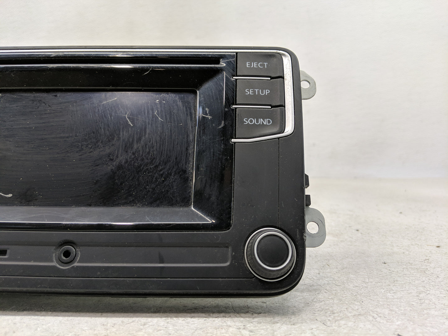 2017 Volkswagen Jetta Radio AM FM Cd Player Receiver Replacement P/N:561 035 150 A Fits OEM Used Auto Parts - Oemusedautopar