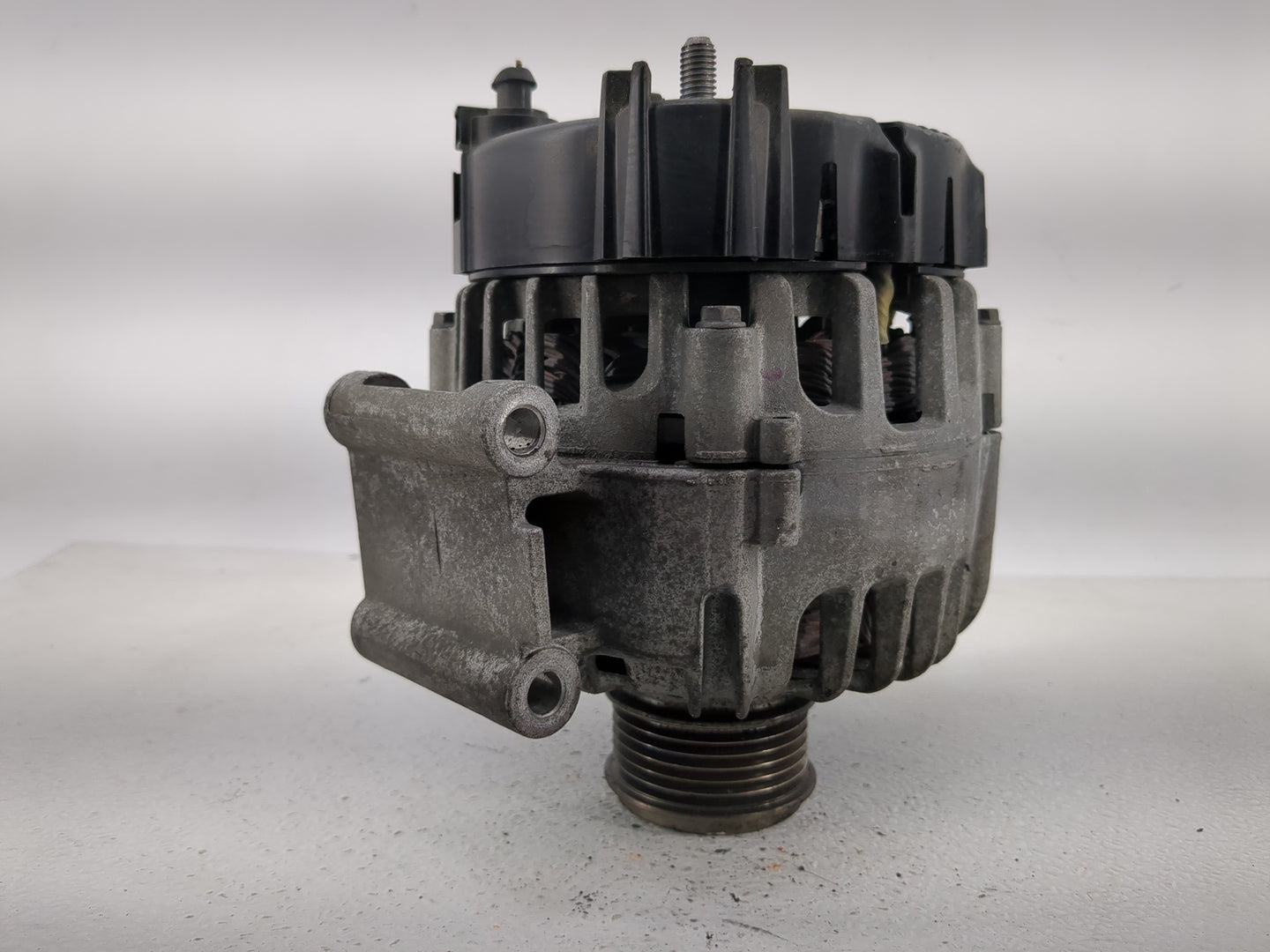 2013-2017 Volkswagen Jetta Alternator Replacement Generator Charging Assembly Engine OEM P/N:A2623664 EG15T020 Fits OEM Used