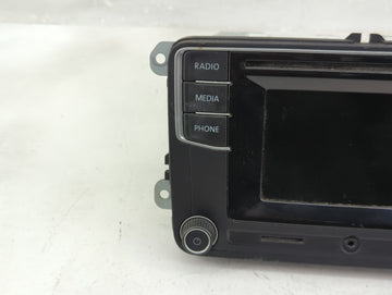 2017 Volkswagen Jetta Radio AM FM Cd Player Receiver Replacement P/N:561 035 150 A Fits OEM Used Auto Parts