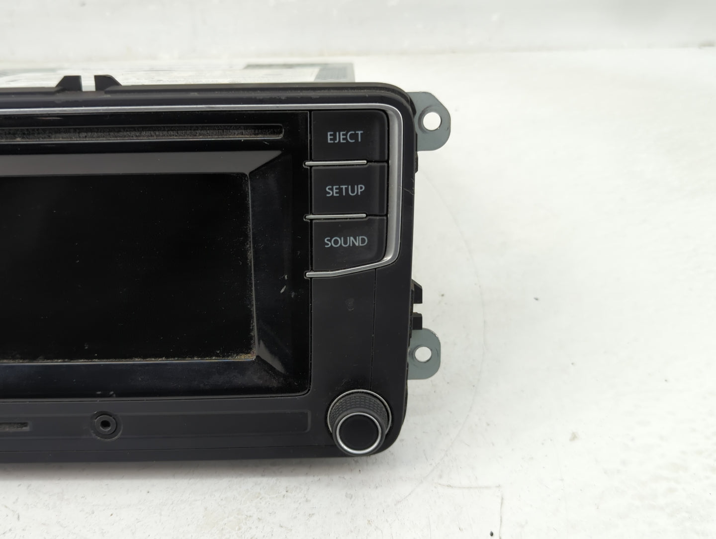 2017 Volkswagen Jetta Radio AM FM Cd Player Receiver Replacement P/N:561 035 150 A Fits OEM Used Auto Parts - Oemusedautopar