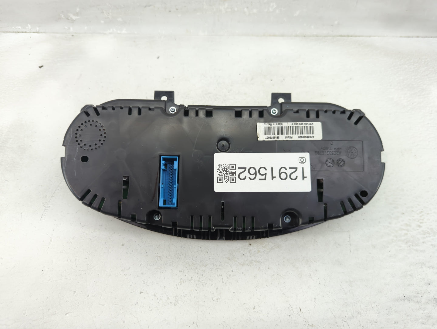 2016-2018 Volkswagen Jetta Instrument Cluster Speedometer Gauges P/N:5C6 920 956 A Fits Fits 2016 2017 2018 OEM Used Auto Pa