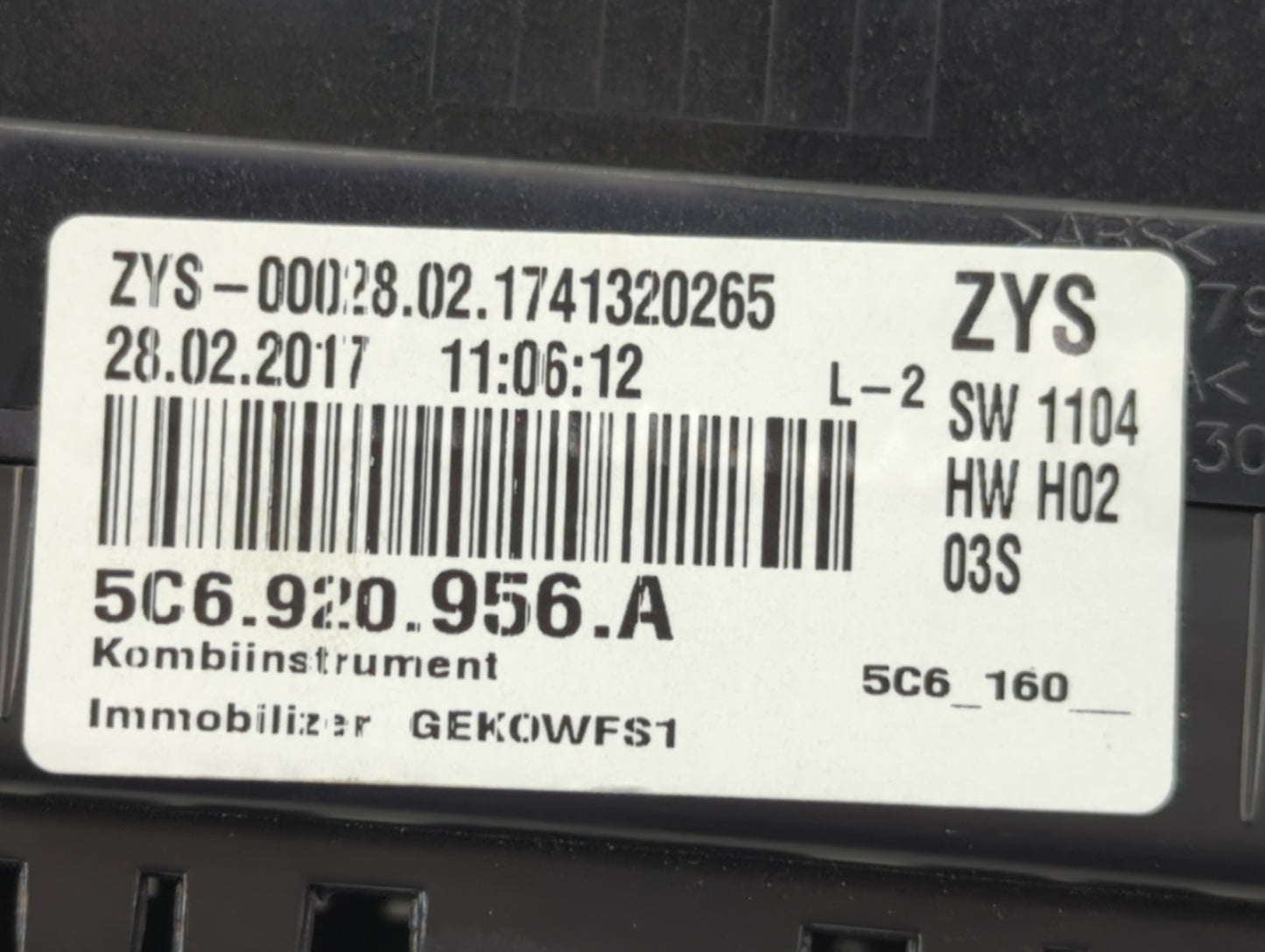 2016-2018 Volkswagen Jetta Instrument Cluster Speedometer Gauges P/N:5C6 920 956 A Fits Fits 2016 2017 2018 OEM Used Auto Pa