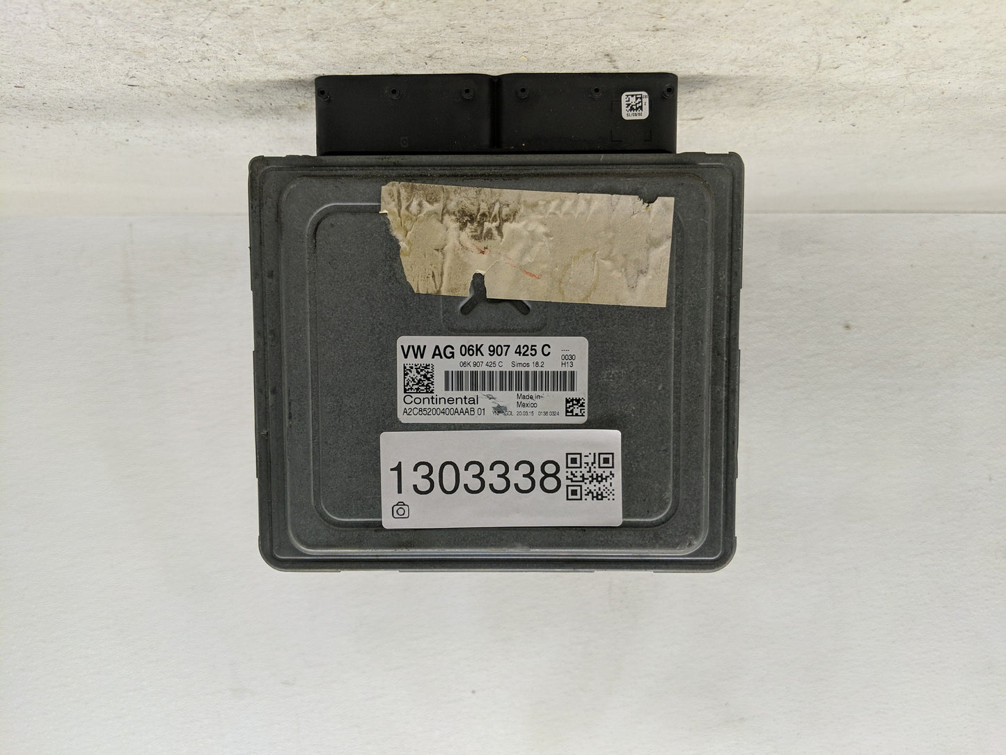 2016-2017 Volkswagen Jetta PCM Engine Control Computer ECU ECM PCU OEM P/N:06K 907 425 C Fits Fits 2016 2017 OEM Used Auto P