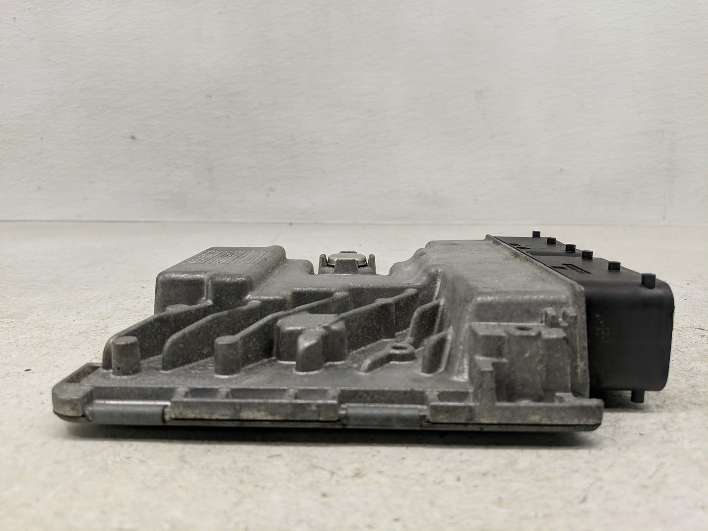 2016-2017 Volkswagen Jetta PCM Engine Control Computer ECU ECM PCU OEM P/N:06K 907 425 C Fits Fits 2016 2017 OEM Used Auto P