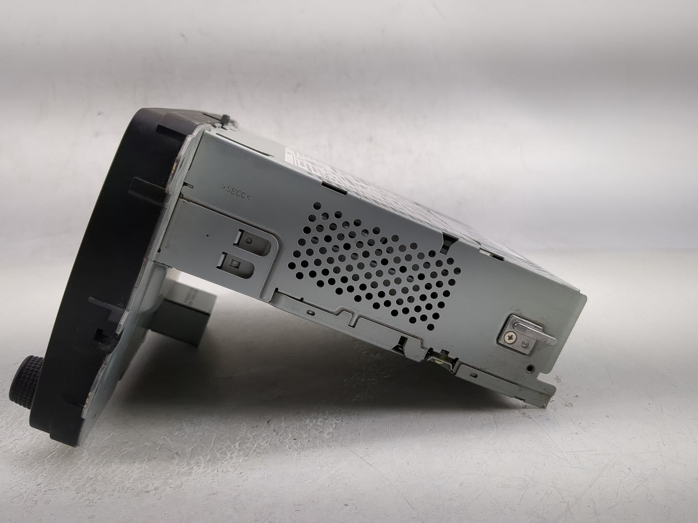 2016-2017 Volkswagen Jetta Radio AM FM Cd Player Receiver Replacement P/N:561 035 150 Fits Fits 2013 2014 2015 2016 2017 OEM