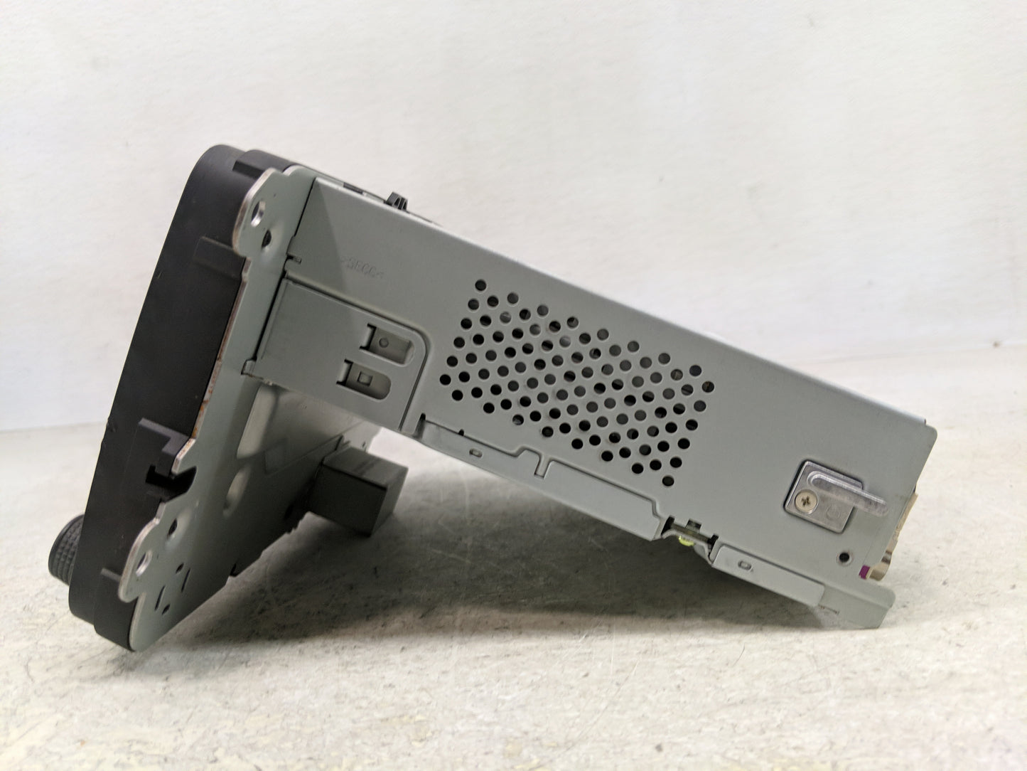 2017 Volkswagen Jetta Radio AM FM Cd Player Receiver Replacement P/N:561 035 150 A Fits OEM Used Auto Parts - Oemusedautopar