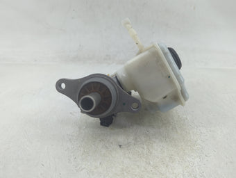 compare product 2009-2018 Volkswagen Jetta Brake Master Cylinder 1383155