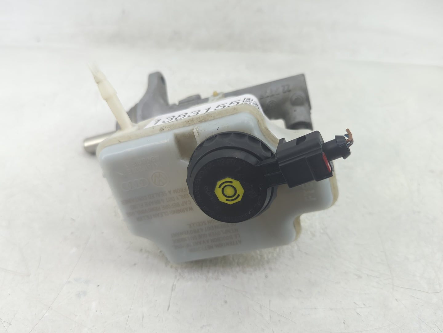 2009-2018 Volkswagen Jetta Brake Master Cylinder 1383155 - Oemusedautoparts1.com