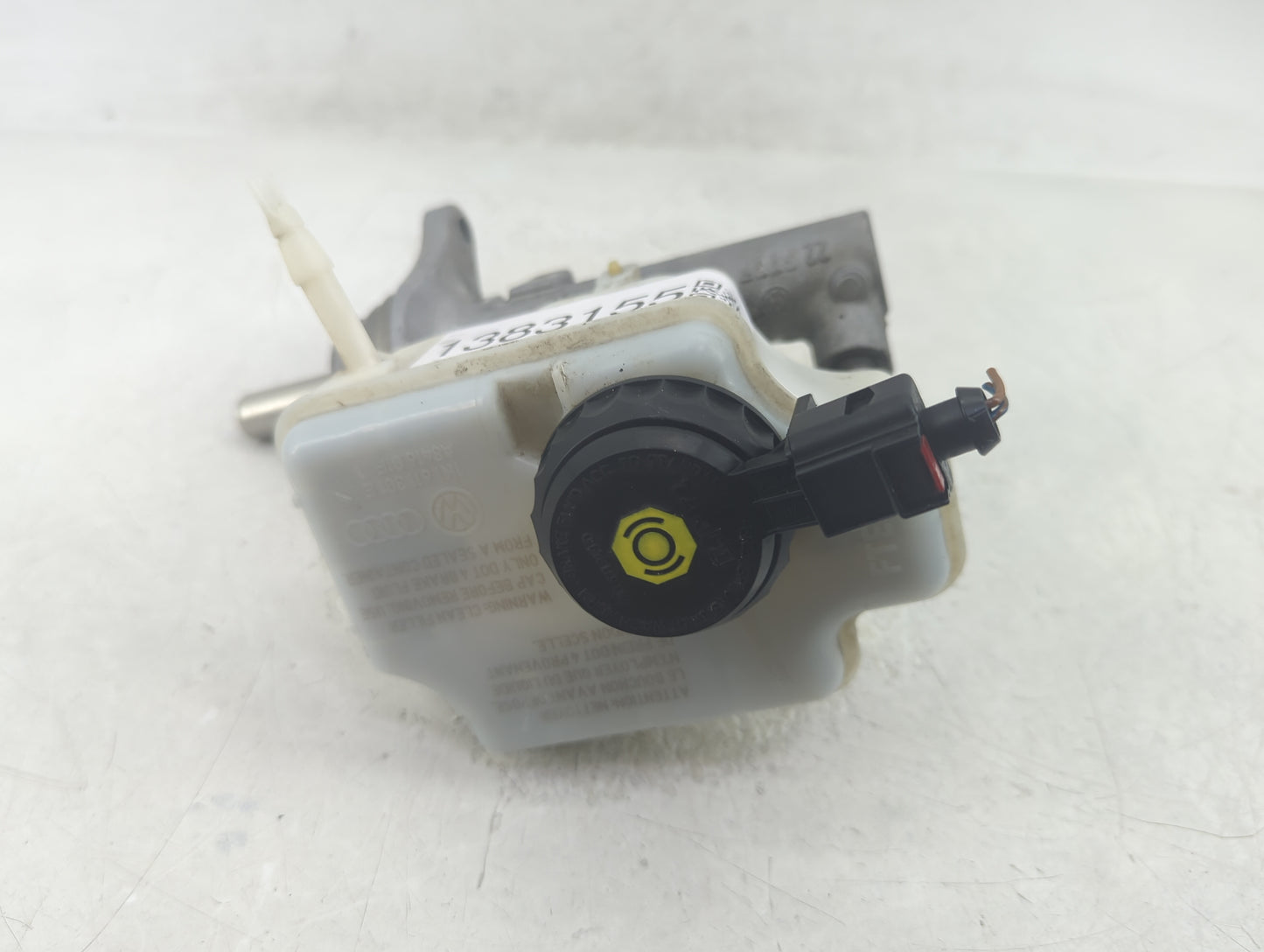 2009-2018 Volkswagen Jetta Brake Master Cylinder 1383155 - Oemusedautoparts1.com
