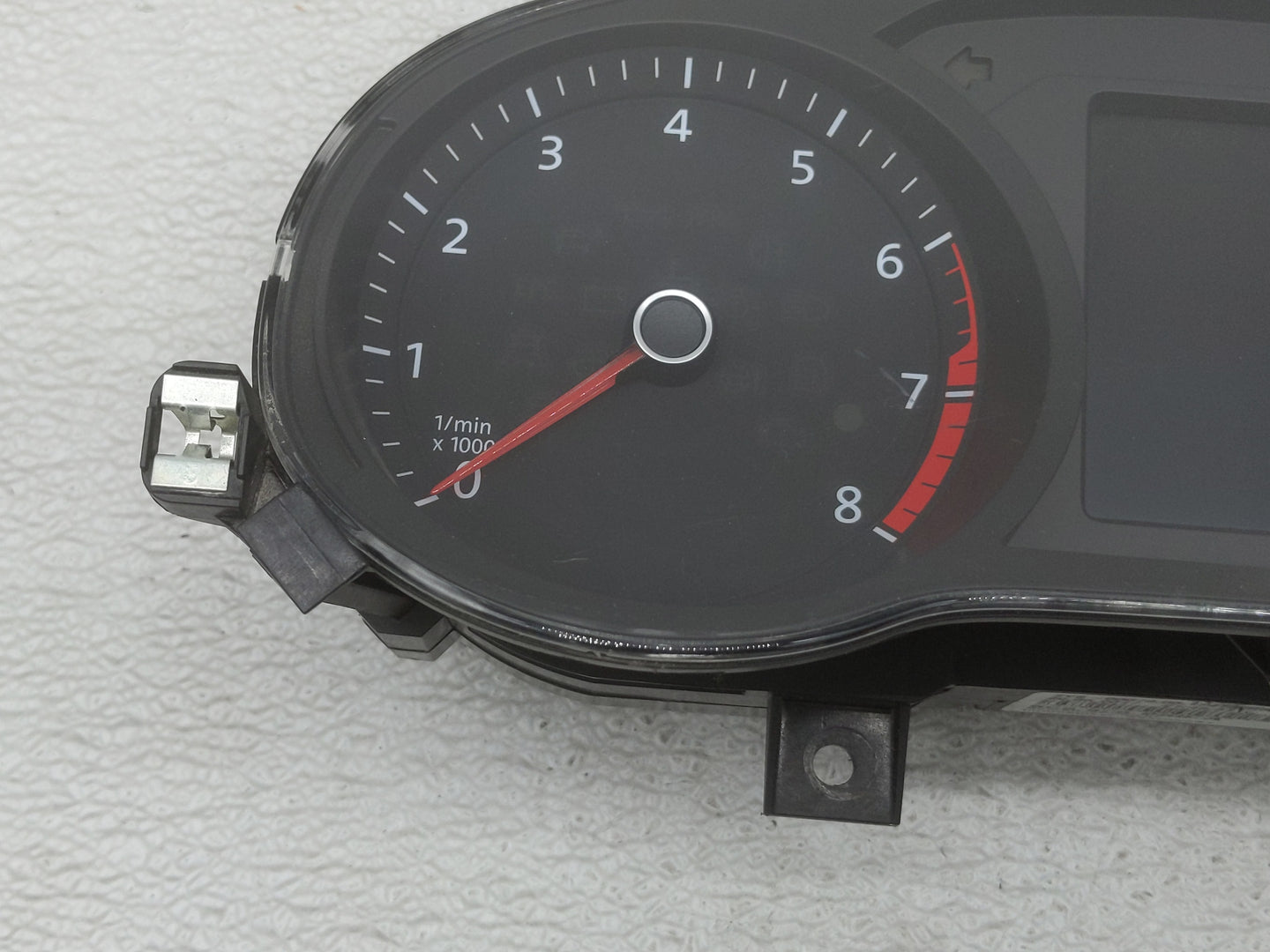 2016-2018 Volkswagen Jetta Instrument Cluster Speedometer Gauges P/N:5C6 920 956 A Fits Fits 2016 2017 2018 OEM Used Auto Pa