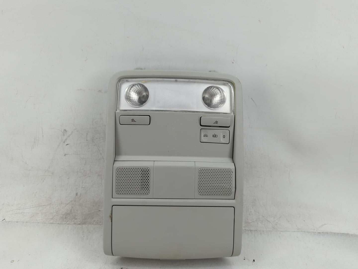 2015-2018 Volkswagen Jetta Overhead Roof Console - Oemusedautoparts1.com