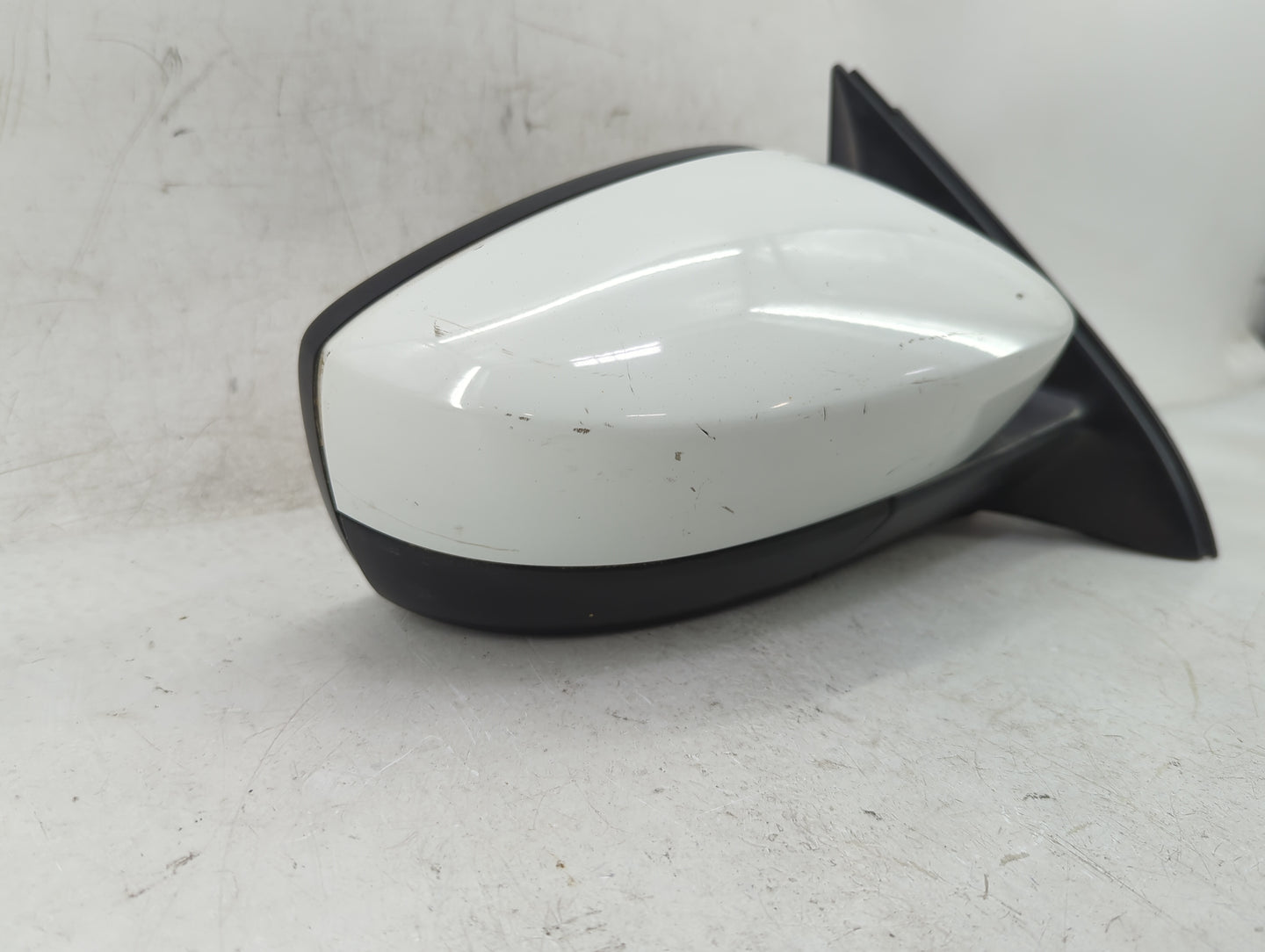 2017-2018 Volkswagen Jetta Passenger Side View Mirror - Right Door Mirror OEM Used - Oemusedautoparts1.com