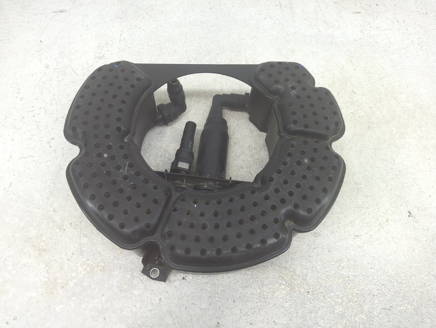 2017 Volkswagen Jetta Fuel Vapor Charcoal Canister - Oemusedautoparts1.com