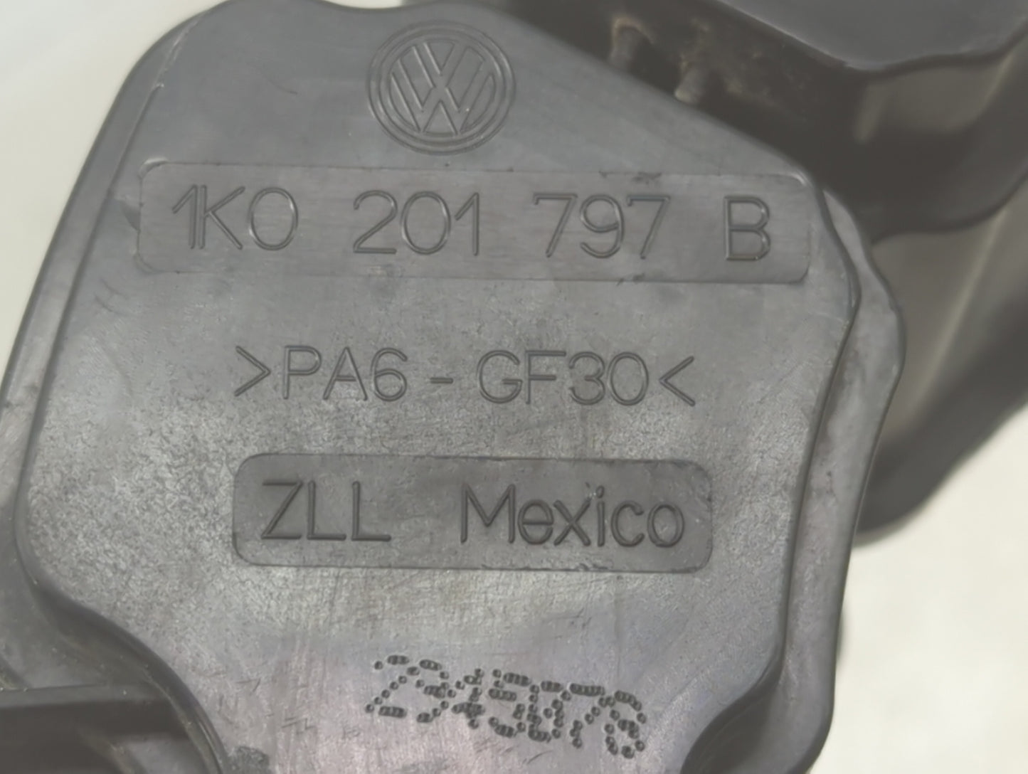 2017 Volkswagen Jetta Fuel Vapor Charcoal Canister - Oemusedautoparts1.com