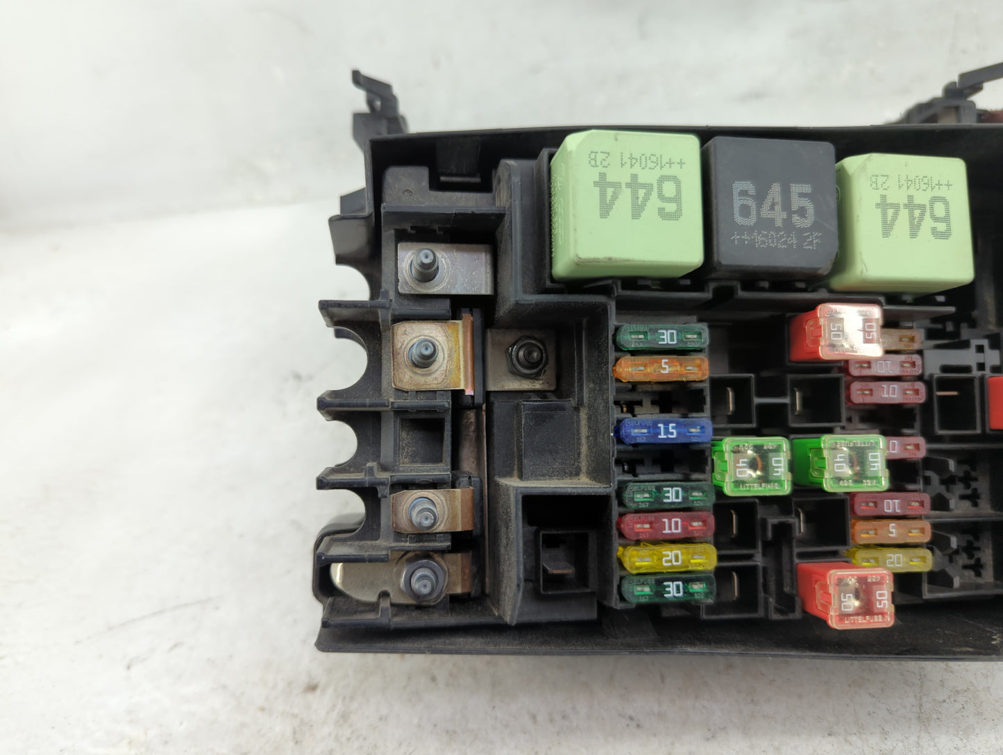 2015-2018 Volkswagen Jetta Fusebox Fuse Box Panel Relay Module P/N:5C0 937 132 A Fits Fits 2015 2016 2017 2018 OEM Used Auto