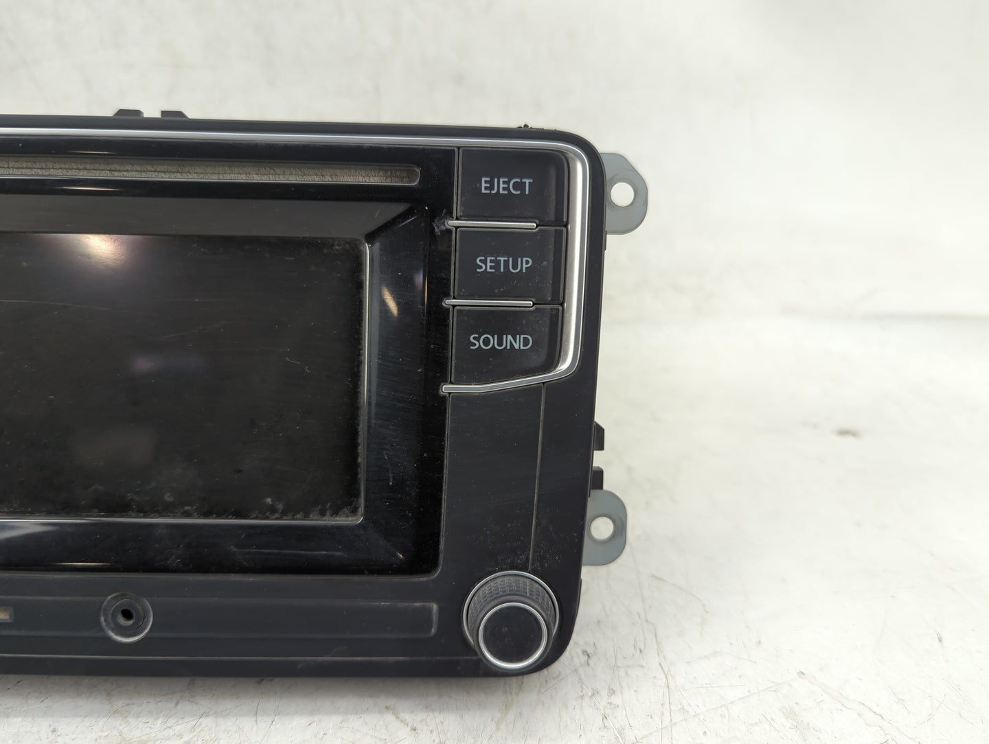 2017 Volkswagen Jetta Radio AM FM Cd Player Receiver Replacement P/N:561 035 150 A Fits OEM Used Auto Parts - Oemusedautopar